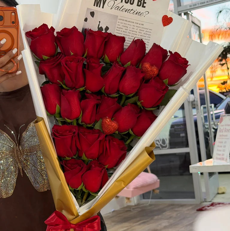 The Cupid Post — 2 Dozen Rose Bouquet