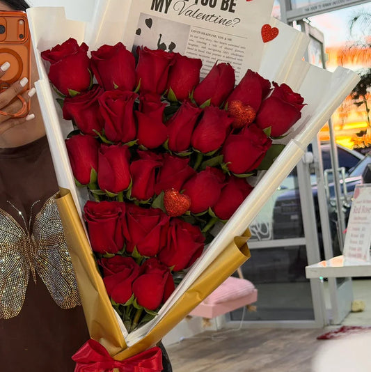 The Cupid Post — 2 Dozen Rose Bouquet