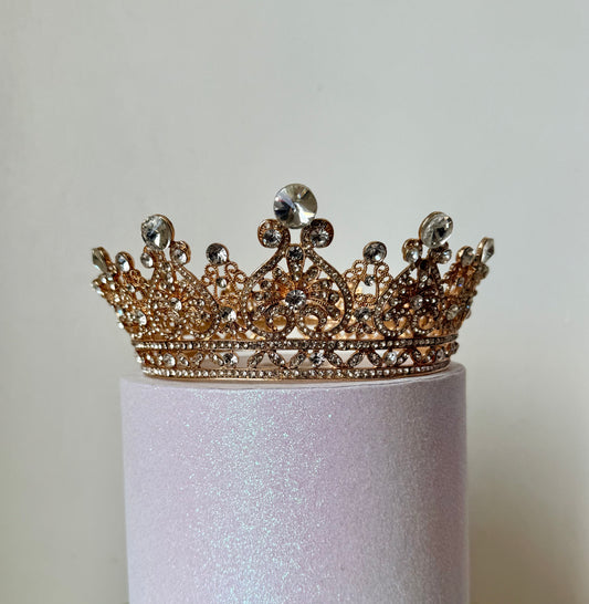 Tiara Crown Accent